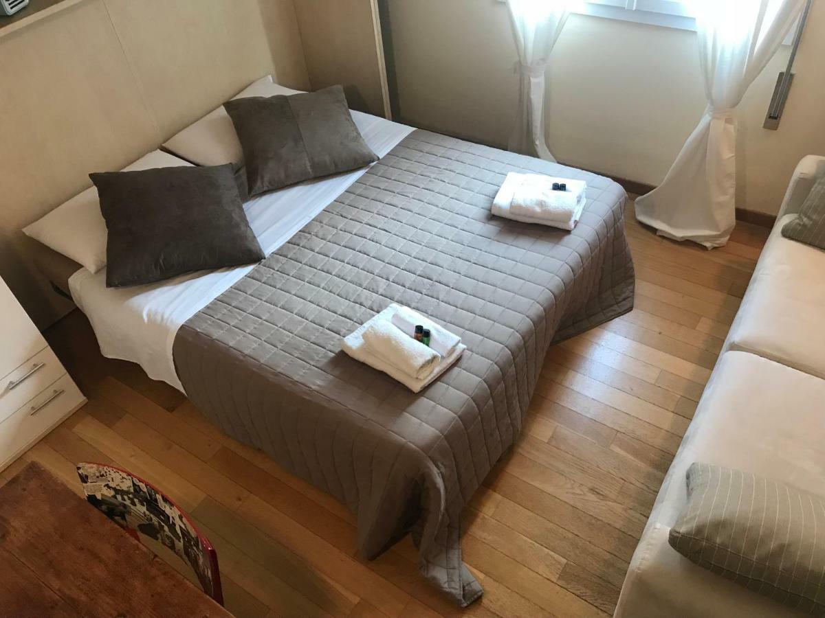 San Domenico Apartment ボローニャ エクステリア 写真